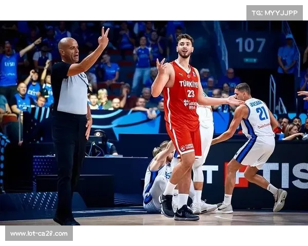 男篮欧锦赛专访申京：团队至上精神驱动 他愿为胜利付出一切